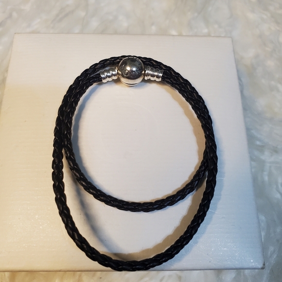 Pandora Moments Double Black Leather BraceletSterling silver - Picture 5 of 10